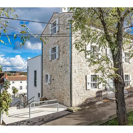 Casa Seaview Apartmán *